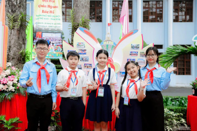 ĐOÀN ĐẠI BIỂU TRƯỜNG TH PHÚ HOÀ 1 THAM GIA ĐẠI HỘI CHÁU NGOAN BÁC HỒ TP. THỦ DẦU MỘT LẦN THỨ XXIV - NĂM 2025