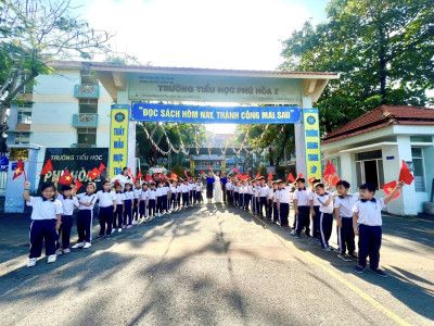 Chi đoàn trường Tiểu học Phú Hòa 1 hưởng ứng  "Chào mừng kỉ niệm 50 năm Giải phóng miền Nam, thống nhất đất nước"